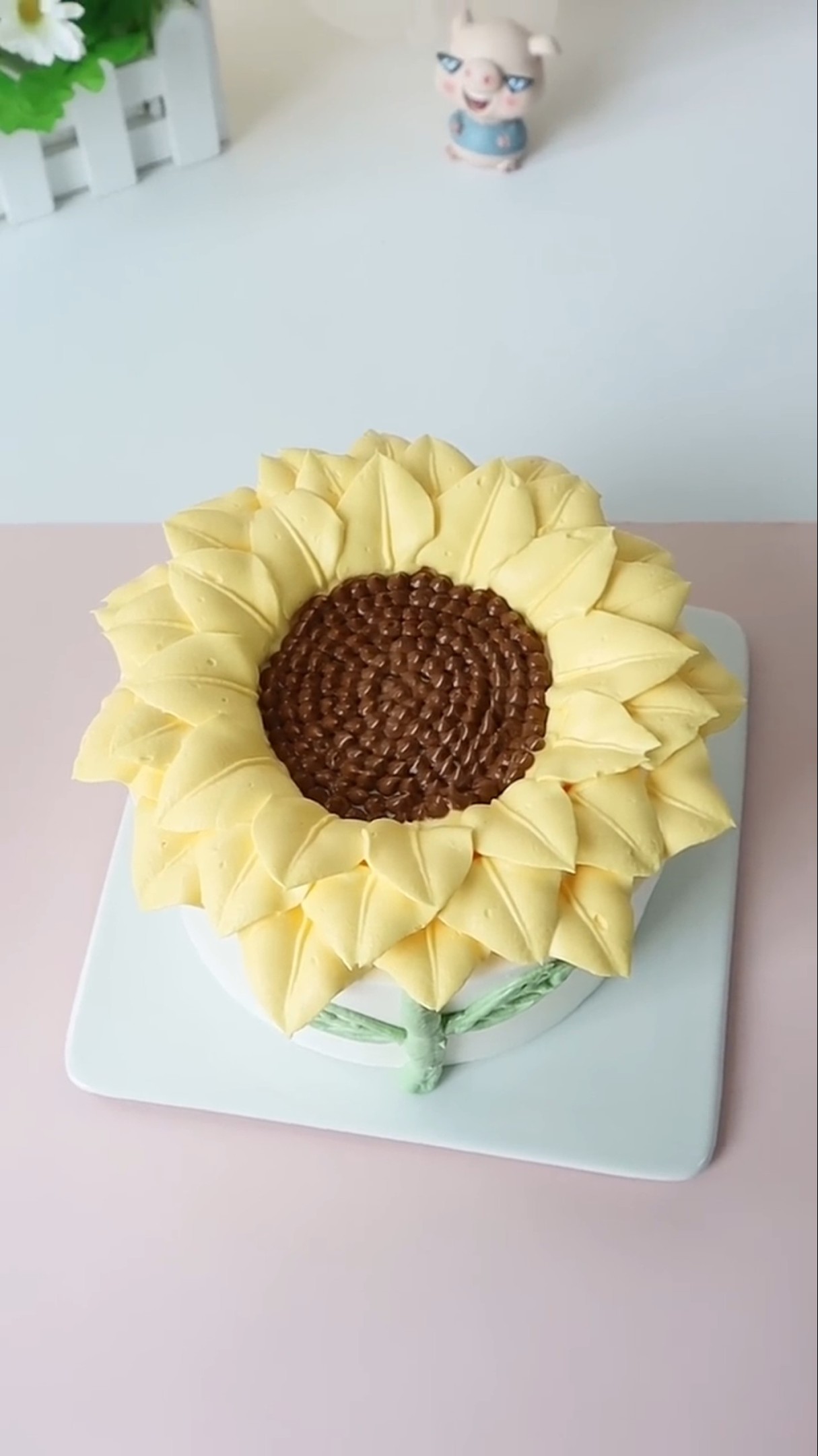 Learn how to make cakes from scratch, pastry baking training, birthday cake training  #shorts