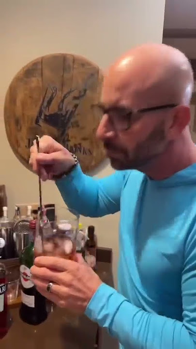 How to make a Negroni 🍊 🍸