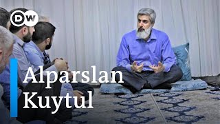 Furkan Vakfı Başkanı Kuytul Alman istihbaratının vakfa dair raporuna ne diyor?  - DW Türkçe