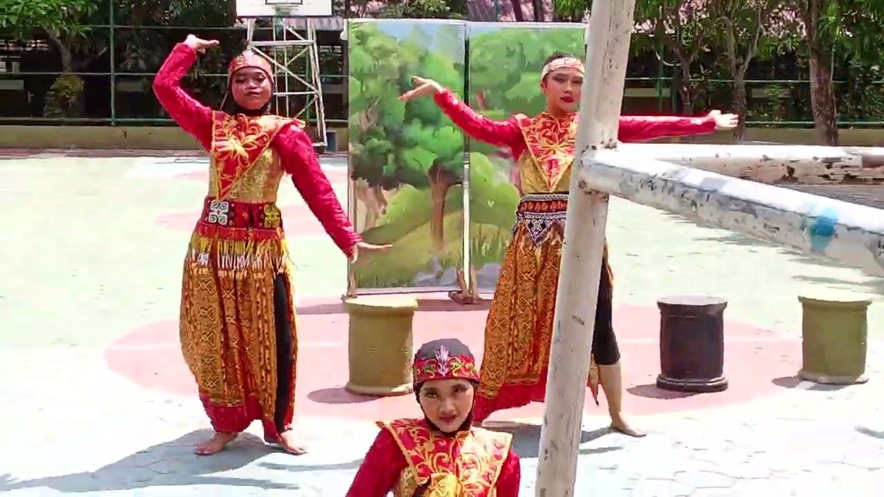 Tari Tabalong Kreasi Kalimantan SMP Negeri 5 Balikpapan