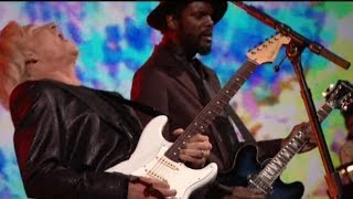 Video thumbnail of "Joe Walsh, Gary Clark Jr, Dave Grohl - The Beatles While My Guitar Gently Weeps"