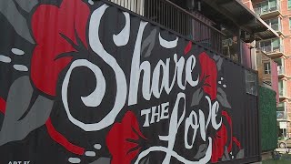 'Kindness' mural revealed on Rainey Street in Austin