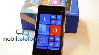 Распаковка Nokia Lumia 925 (unboxing): аксессуары и включение