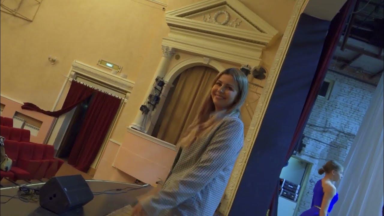 два ведущих концерта к 8 марта