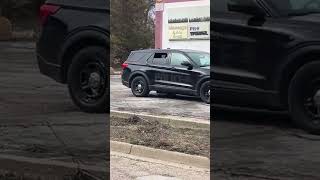 Woman Wriggles Out of Police Custody Through Open Window
