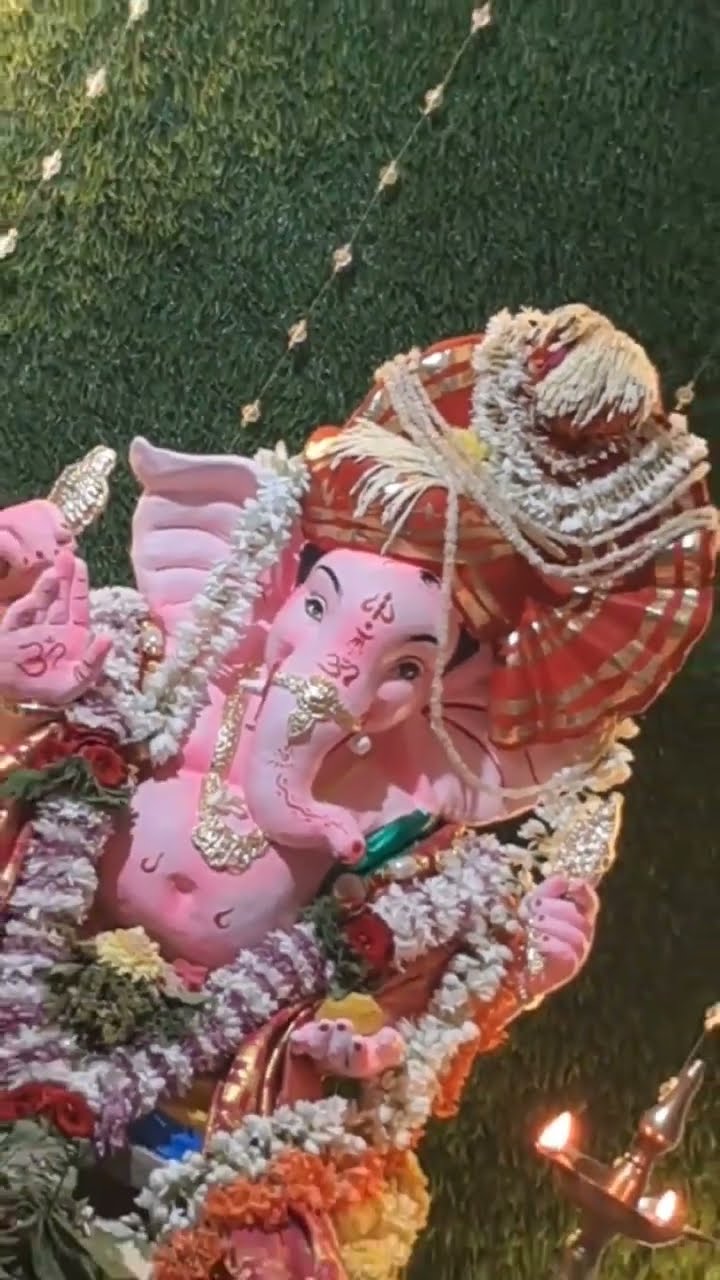 🙏 ಭಕ್ತಿ ವಿಡಿಯೋಗಳು 🌼 - ShareChat