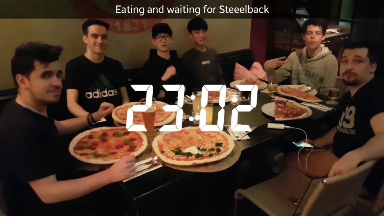 Team Roccat League Of Legends At Roccat Studios In Hamburg