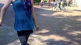 man verkleed als vrouw