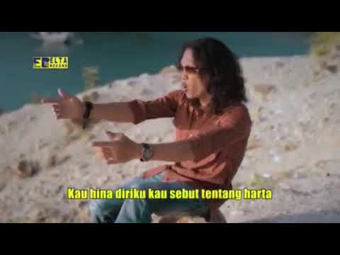 Berbeda kasta thomas Arya