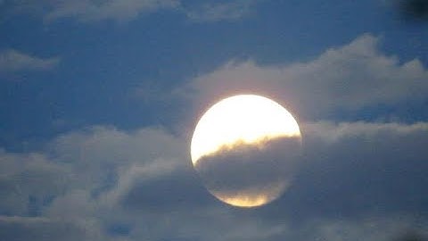 Clouds behind the Moon? Wow!
