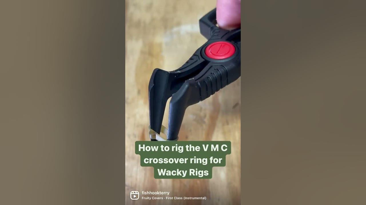 VMC Crossover Ring, how to rig. Wacky Rig Worm Setup. 