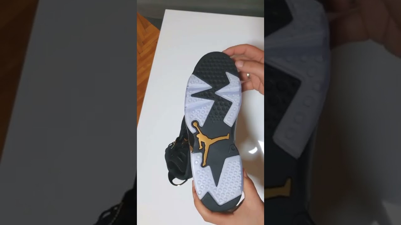 Unboxing a pair of Air Jordan 6 "DMP"
