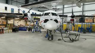 Dash-8 Q100 gear swing