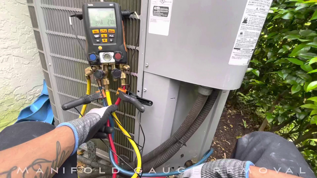 How to remove manifold gauges off an air conditioning unit. (Testo 557)