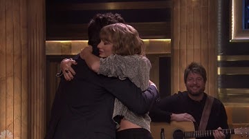 Taylor Swift Gives An Emotional Performance On 