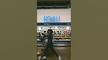 Dancing to Ciara Goodies 1st verse🔥 #dance #youtube #subscibe #shorts #routine #follow