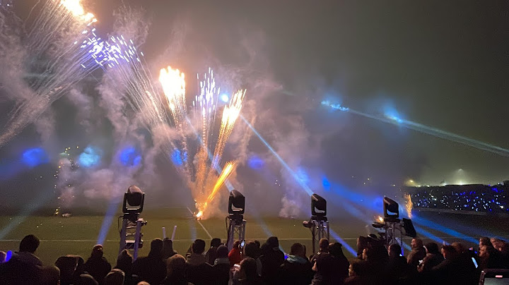 🏆🧨 Unbelievable Openingshow of Quick Boys Katwijk against SC Heerenveen in the #Dutch KNVB Cup #pyro