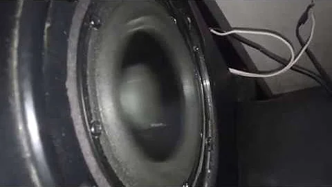 Logitech X-530 Subwoofer Bass Test