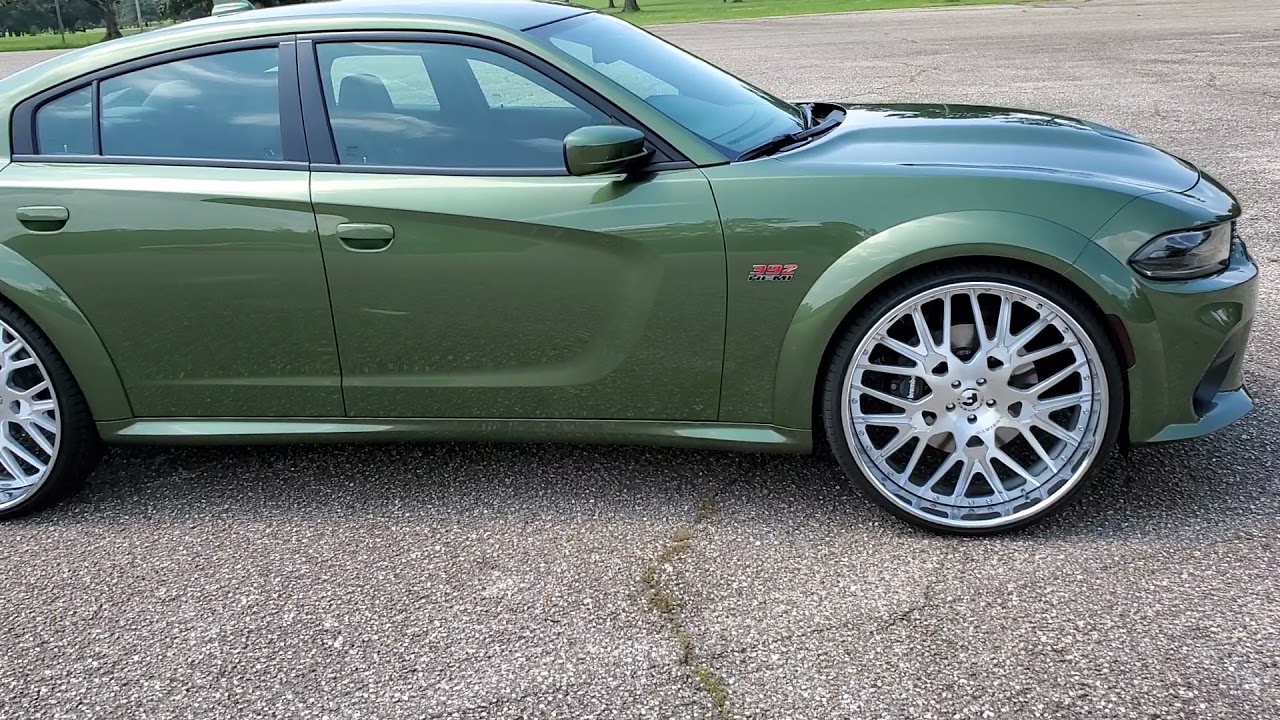 Delmone 2020 Dodge Charger scat pack on 26's