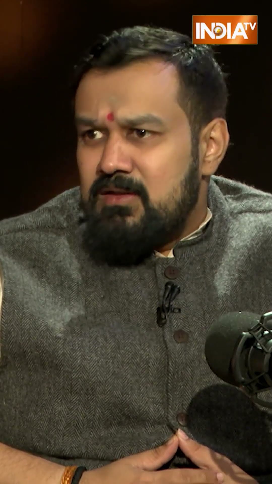 #sambhalmasjid के बारे में #vishnushankarjain को कैसे पता चला ?| #sambhalviolence #podcast #indiatv