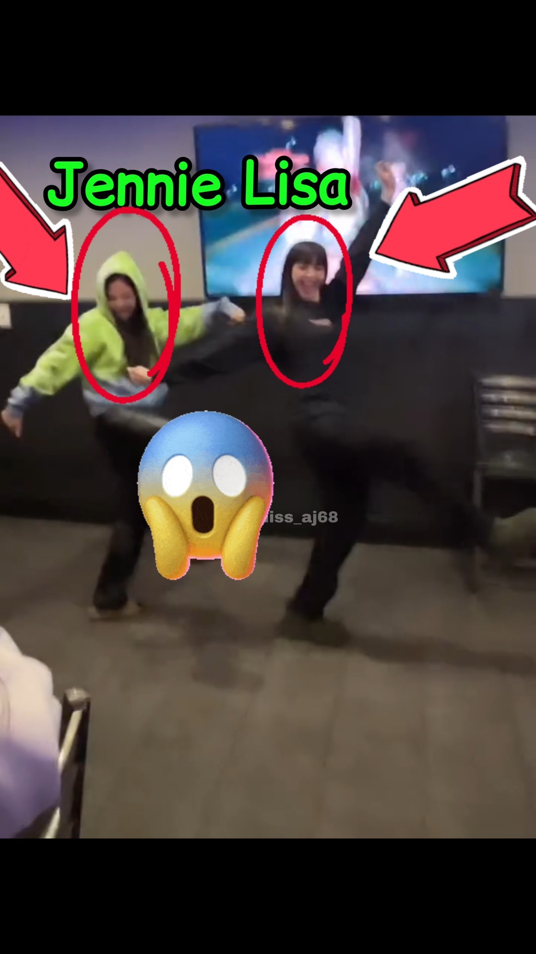 Lisa and Jennie's together again ?? #lisa #jennie #fypviralシ #ytshorts #money @jennierubyjane