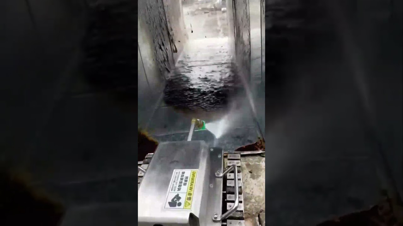 Kitchen exhaust duct cleaning Robot