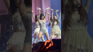 230907 Twice Momo Feel Special - London O2 (fancam short)#twice #twicemomo #twicefeelspecial #モモ #모모 Resimi