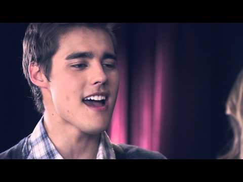 Los chicos cantan ¨Habla si puedes¨ | Momento Musical | Violetta