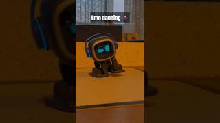 Emo dancing || #emo #dance #robot #robotdance #shortvideo #youtubeshorts #explore