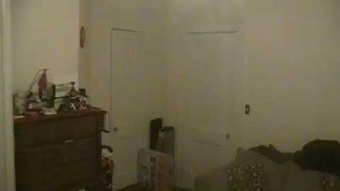 front flip in living room and inverted hover.MP4