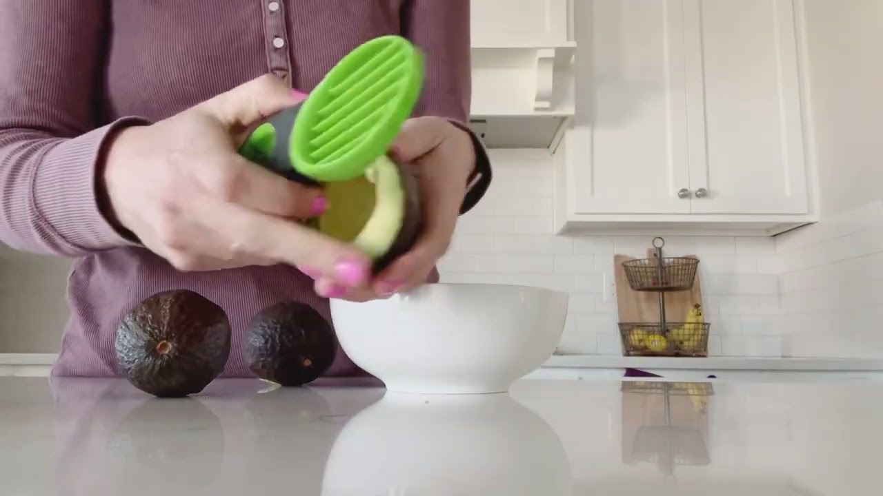 OXO Good Grips 3-in-1 Avocado Slicer Review & Demo