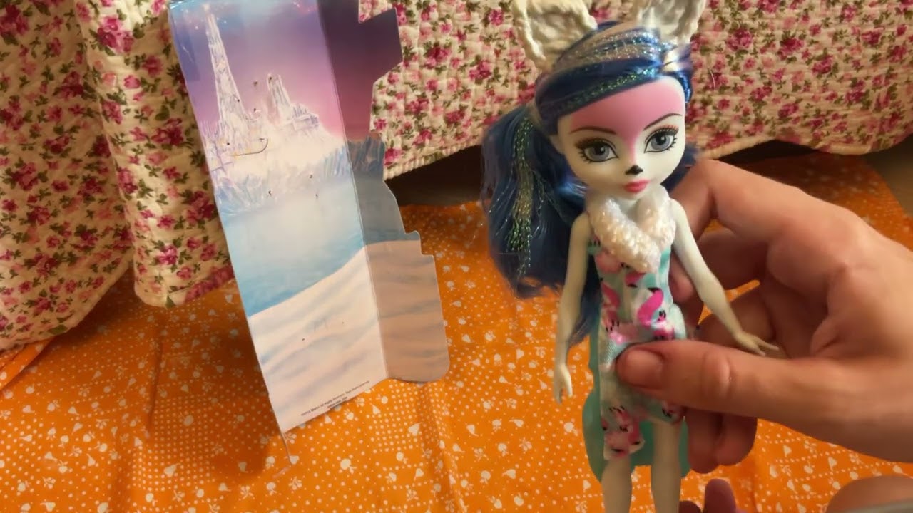 Обзор на кукол Ever After High Epic Winter Veronicub & Foxanne❄️