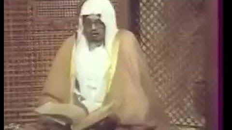 تلاوة للشيخ علي جابر رحمه الله في استديوهات التلفزيون السعودي عام 1410هـ