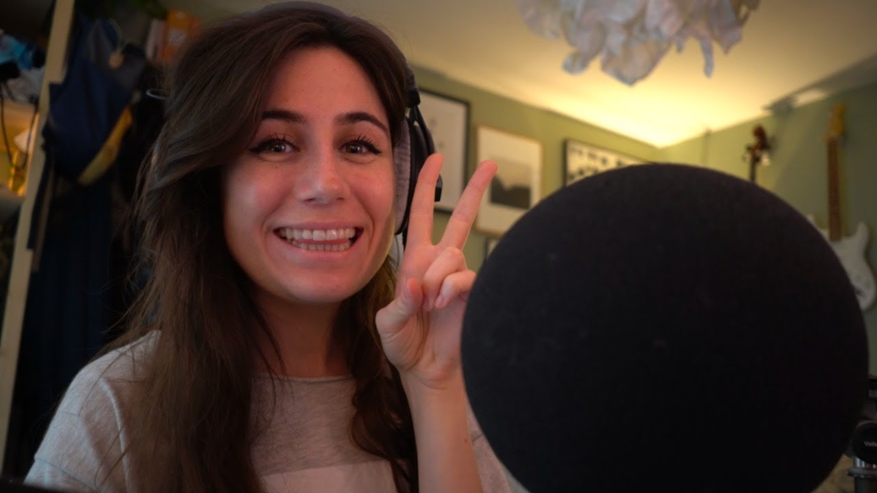 score string parts with me - dodie struggles to score their intimate live shows and stream at the same time