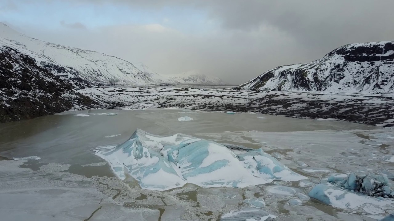 Heinabergsjökull Glacier: A Majestic Aerial Odyssey #iceland #drone #glacier #aerial #climatechange — Heinabergsjökull — video poster