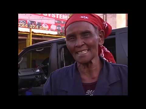 با خانم ش ش تکنسین ۸۰ ساله صدا آشنا شوید