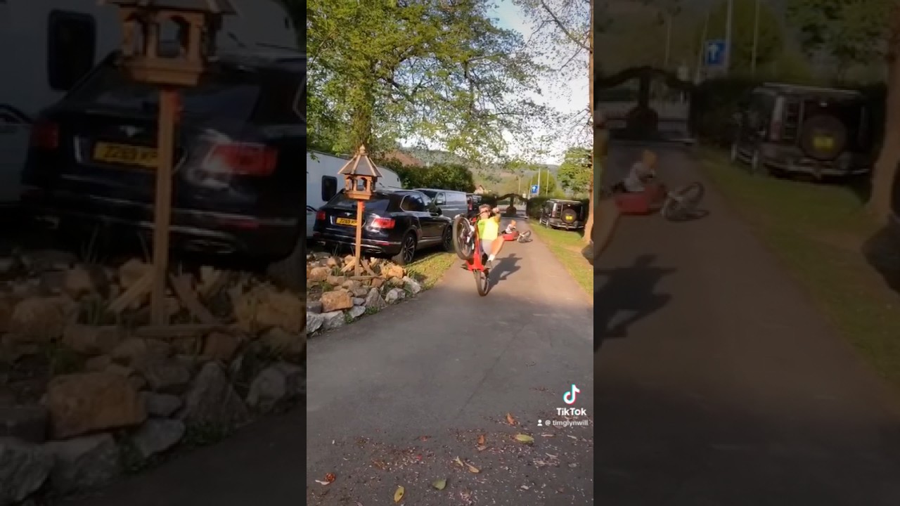 Посмотрите второе полное падение Райдера 