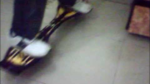 StreetWheels - How to Ride The Wave Board ( Basics)