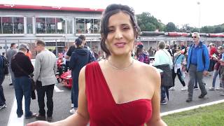 Eleonora sings the italian national anthem
