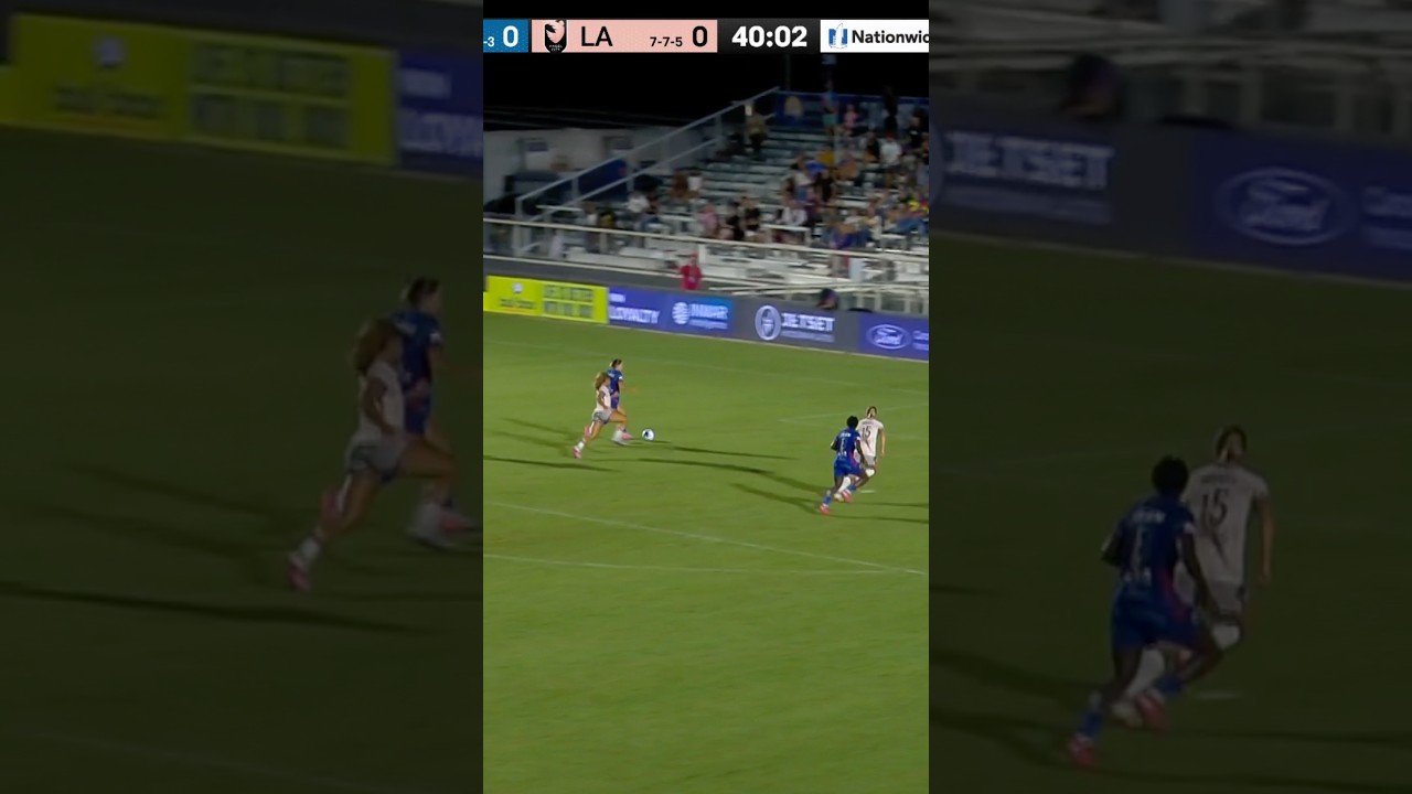 CANNOT BE STOPPED! 🫨 Ashley Sanchez 😮‍💨 #nwsl #soccer #football #goal