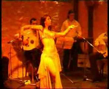 Aisha bellydancer live with her band!