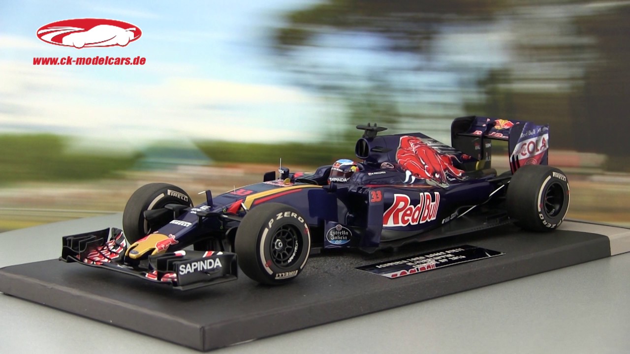 Minichamps 1:18 Max Verstappen Toro Rosso STR11 #33 China GP