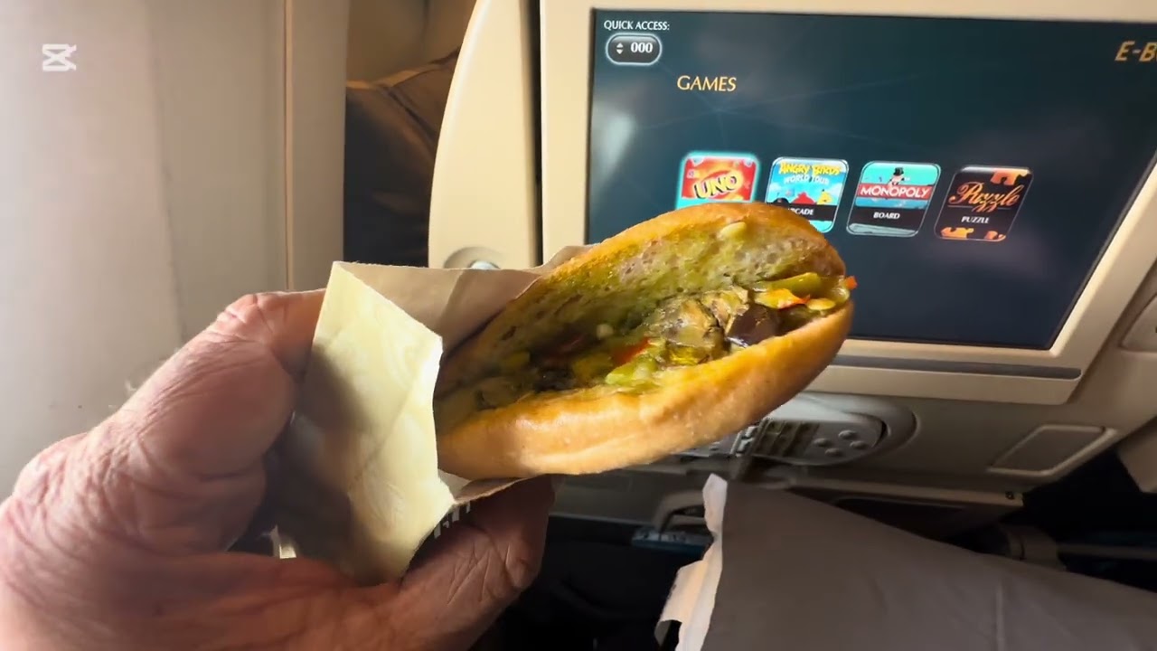 Boeing 777 -300 Economy class experience 