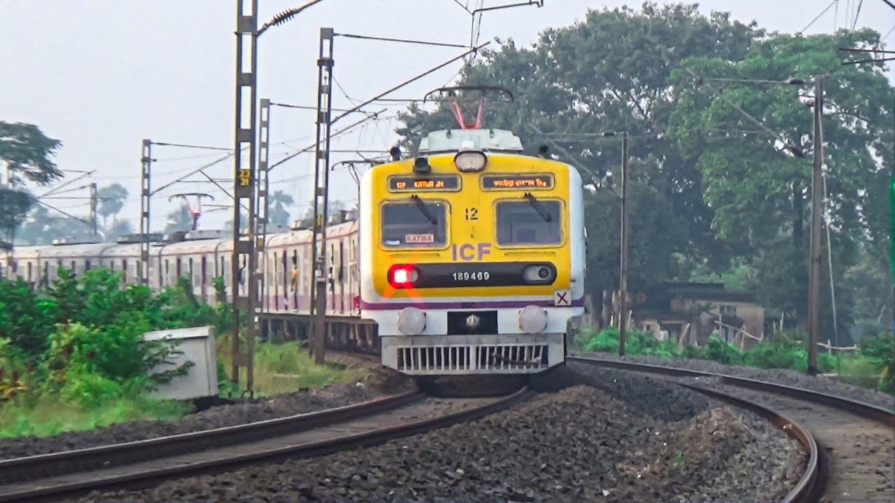 🚆 Viral 90° Curve Scene! Indian Railways Local & Express Train Face-Off at Dangerous Angle