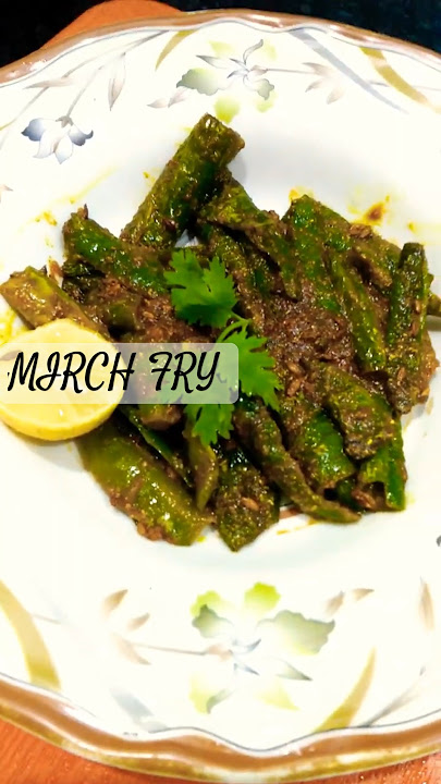 1Minute Tawa Mirch fry | Hari Mirch fry recipe | green chilli fry | #cookingwithkakku#recipe