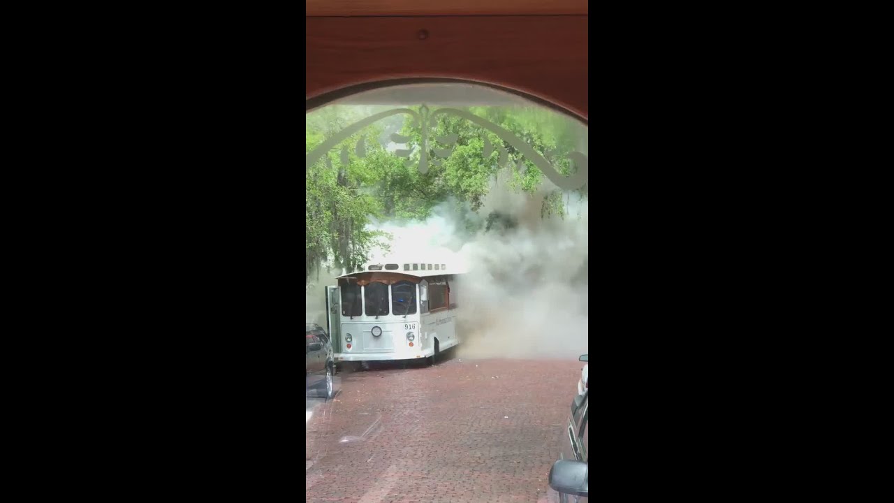 VIDEO: Crews extinguish trolley fire near Forsyth Park