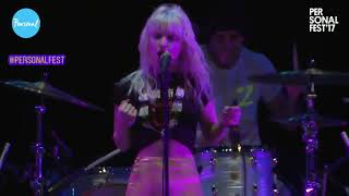 Multicam - Paramore "I Caught Myself" live After Laughter era