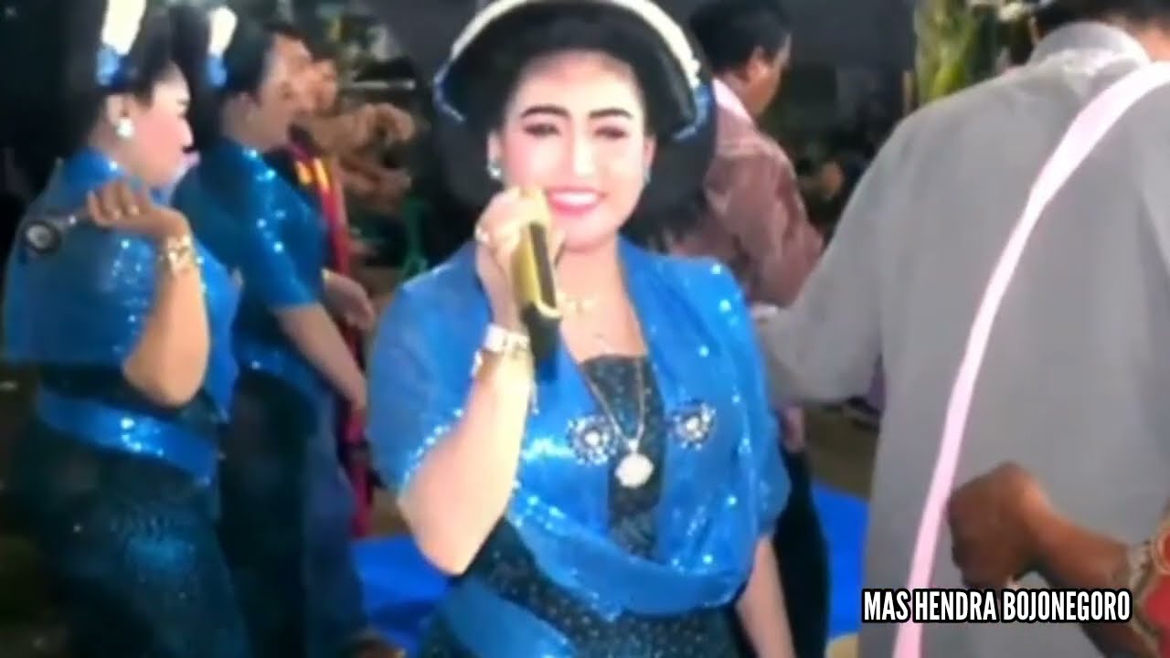 Tayub Tuban GANDRUNG NGESTI LARAS SRI REJEKI - MAWAR BIRU NYI KARNIATI & MURSIATI 