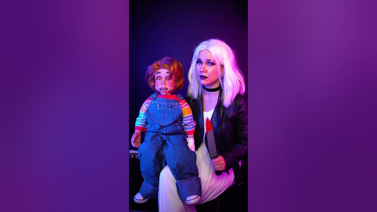 Tiffany playing with Chucky's heart ❤️‍🩹⚠️ FAKE KNIFE #halloweencostume  #YouTubeShortsCommunity
