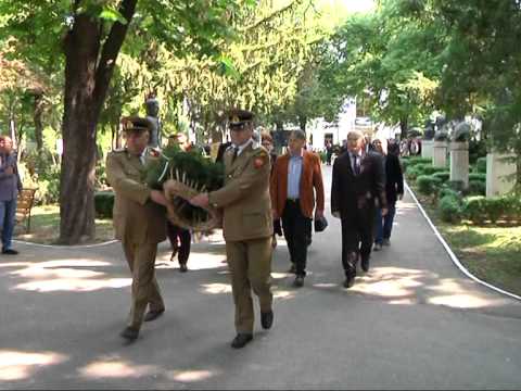 9 Mai 2015 Depuneri de coroane parcul Alei realitatea tv emisiuni